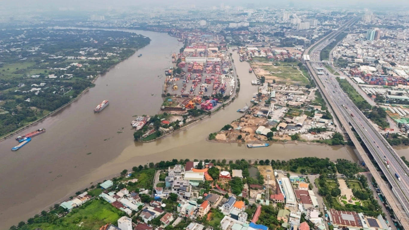 Nhà xưởng xây sẵn lên ngôi, thị trường công nghiệp tái cấu trúc